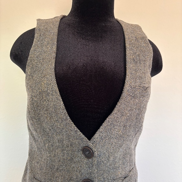 Abercrombie and Fitch Tweed Vest - Picture 2 of 6